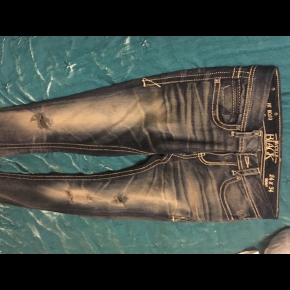 NWOT Buckle black skinny jeans 24x34